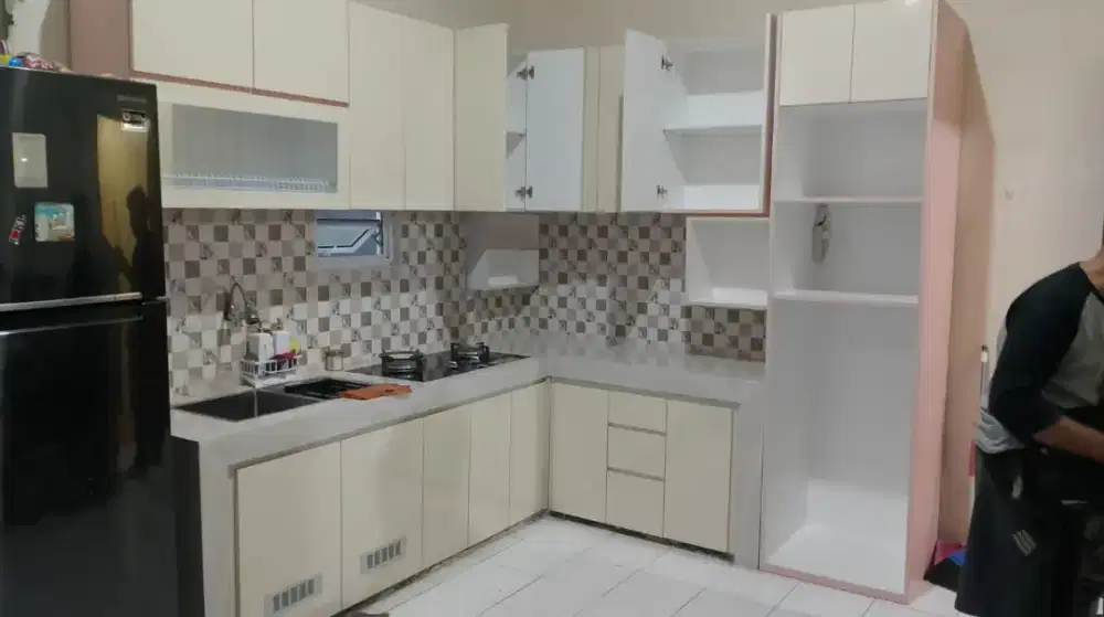 Kitchenset dan kamarset