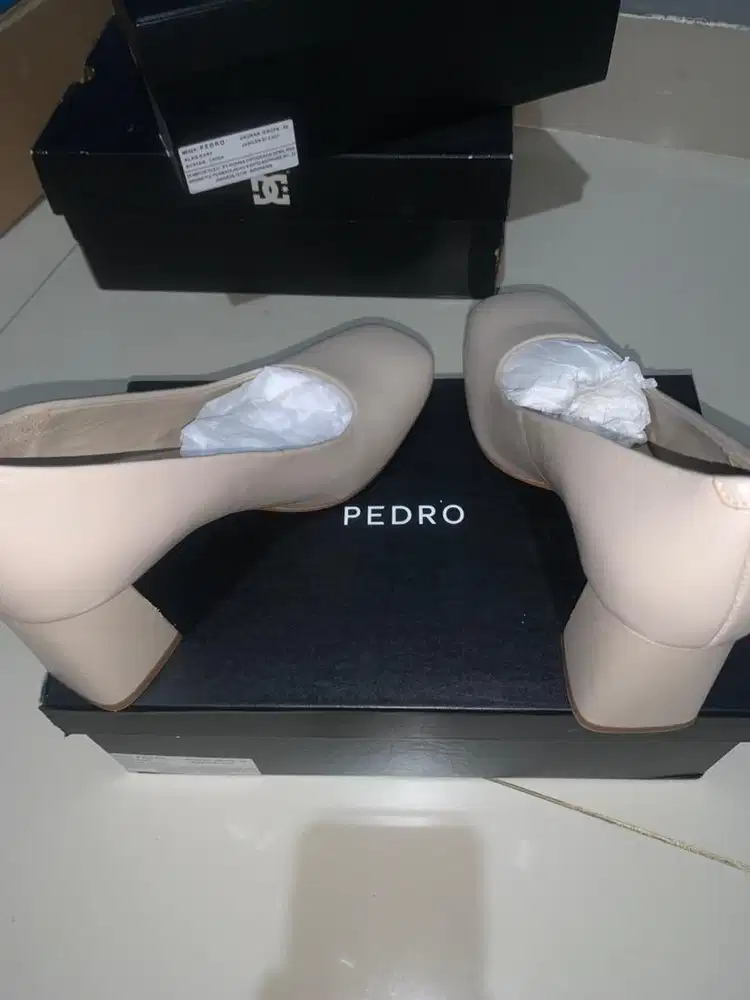 Heels paling nyaman di kaki, like new