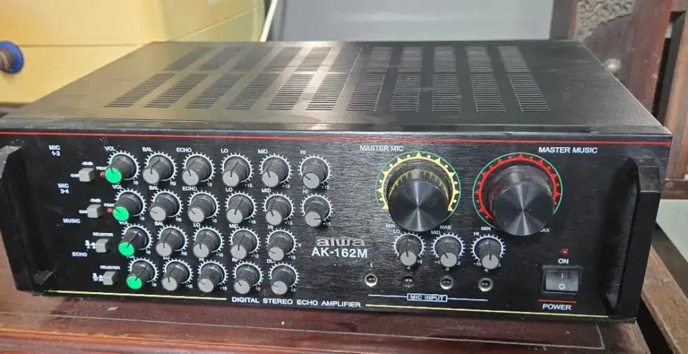 Ampli Aiwa karaoke