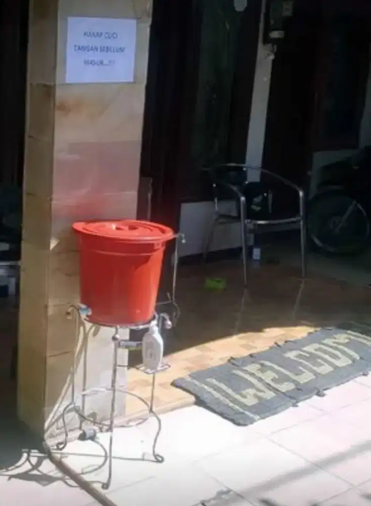 Tempat Cuci Tangan 20L + Kaki