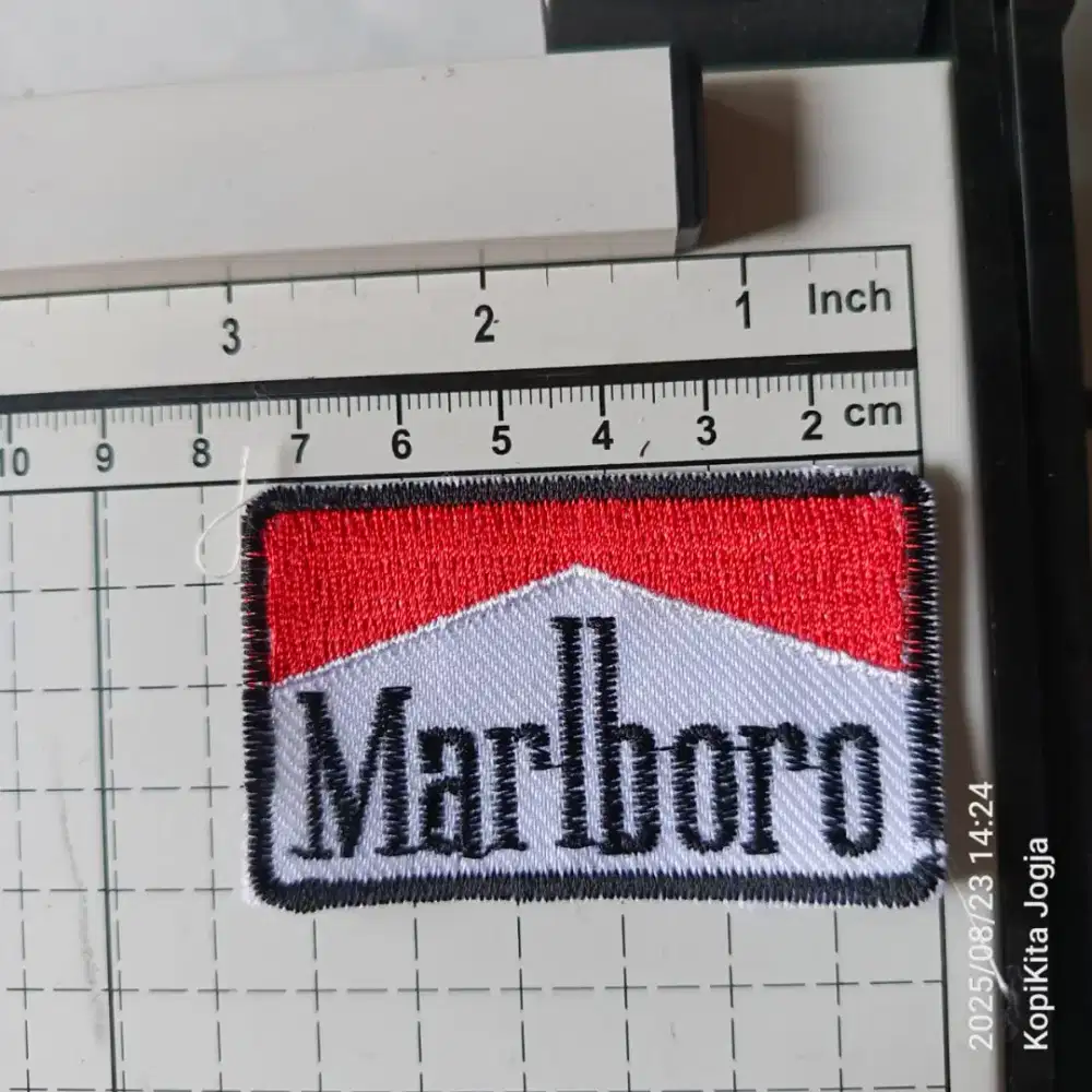 Emblem patch bordir marlboro