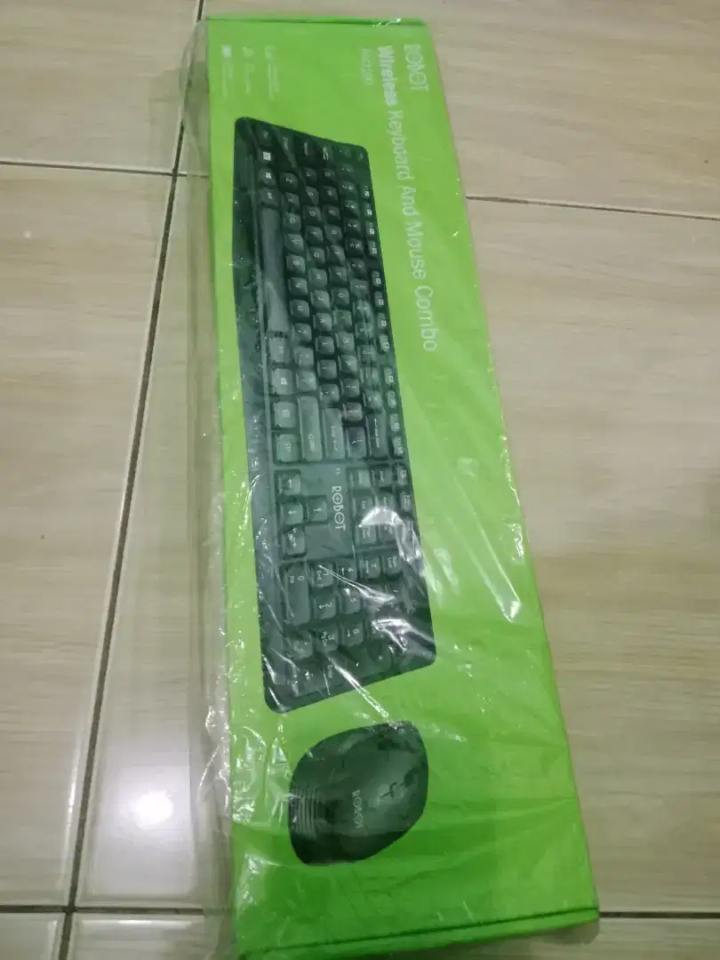 Keyboard wirelless Plus Mouse Combo Robot