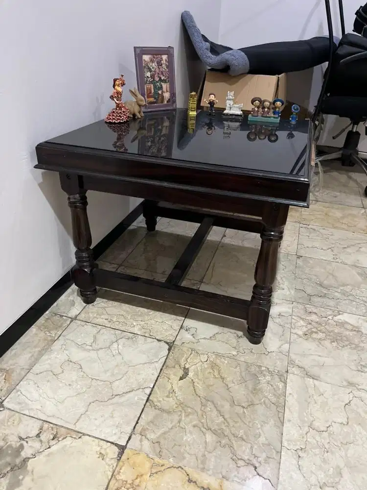 Meja Kayu Jati Ruang Tamu