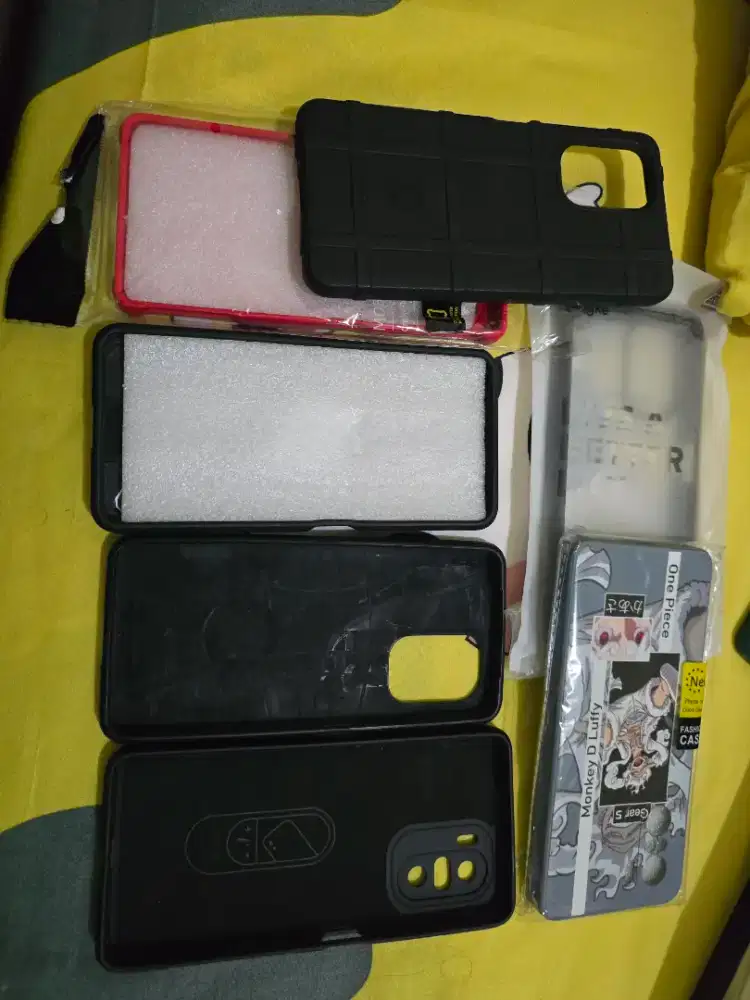 Casing poco f3 bekas borongan