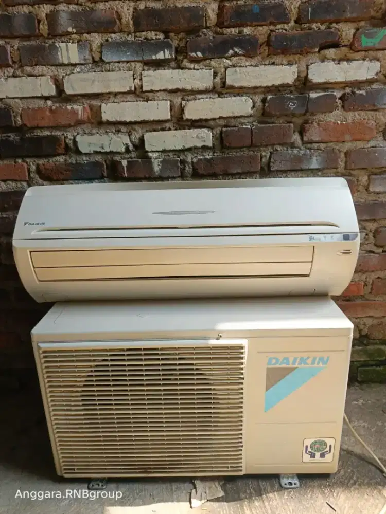 Ac bekas daikin r410a lowwat 1/2pk   lowwat Garansi
