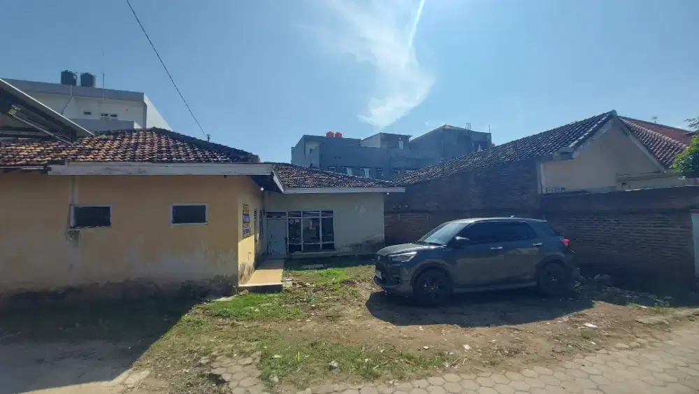 DIJUAL TANAH BERSERTA BANGUNAN LUAS 310M2 SHM