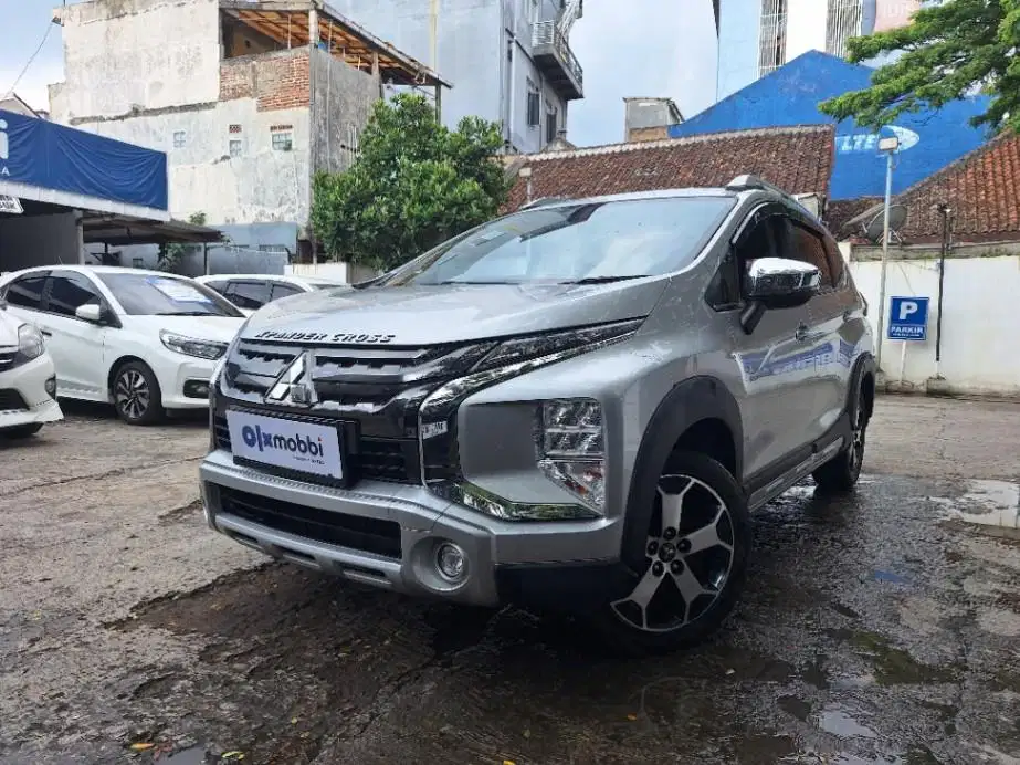 [OLXmobbi] DP 7 Juta - Mitsubishi Xpander 1.5 Cross Bensin-AT 2019