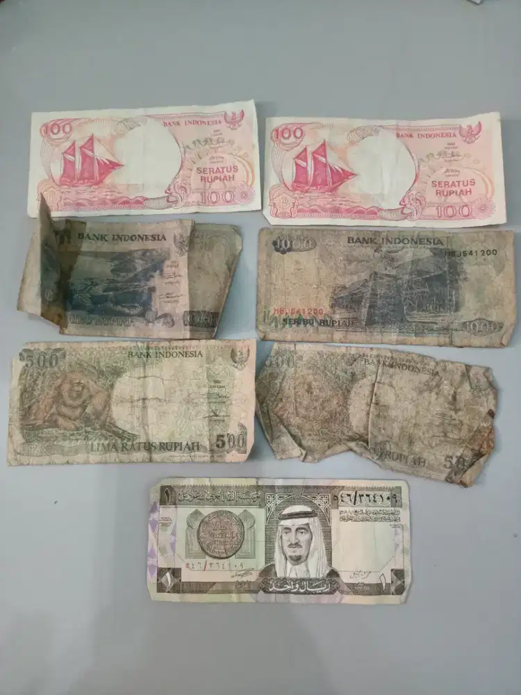 Dijual uang kuno uang jadul uang lama koleksi pribadi