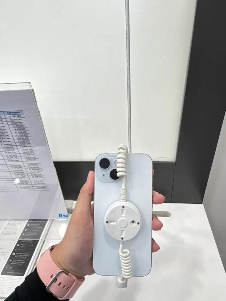 PROMO KREDIT IPHONE 15 BEBAS 2x ANGSURAN BUNGA 0%