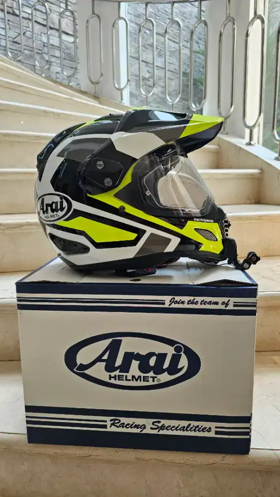 Jual Helm Arai Tour Cross 3 not Tour Cross 5 sangat mulus jarang pakai