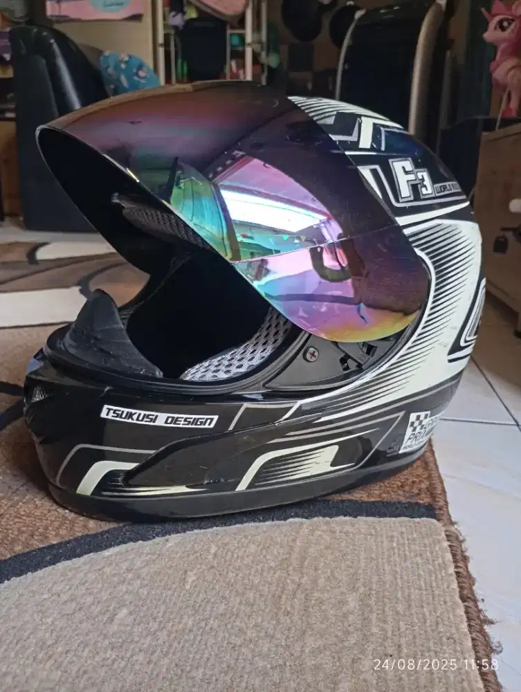 Jual cepet helm JPN F3 second bagus