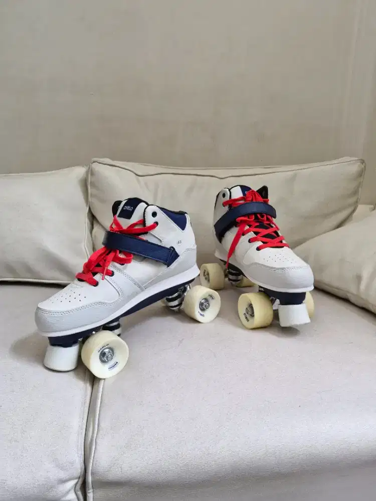 Jual sepatu roda quad 43