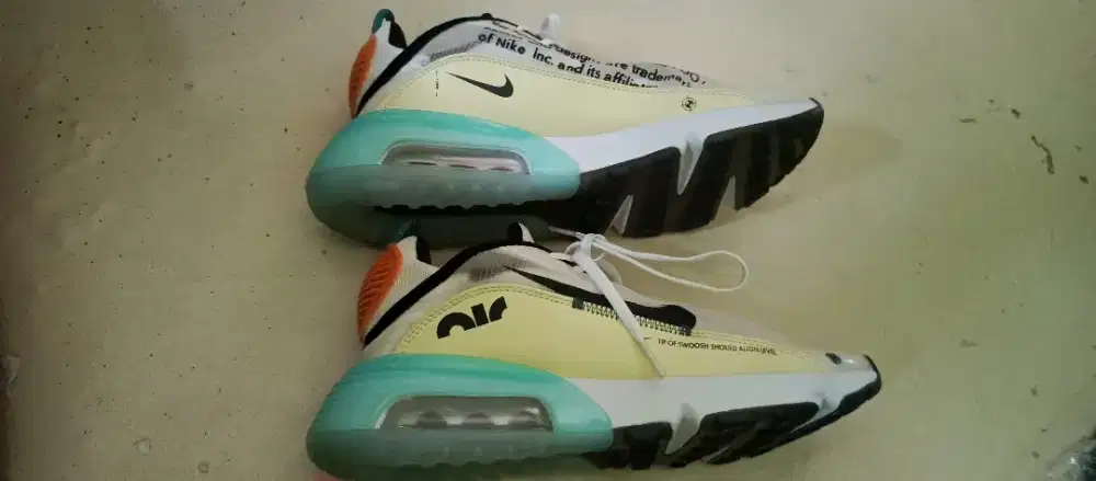 Jual cepat sepatu Nike air max 2090