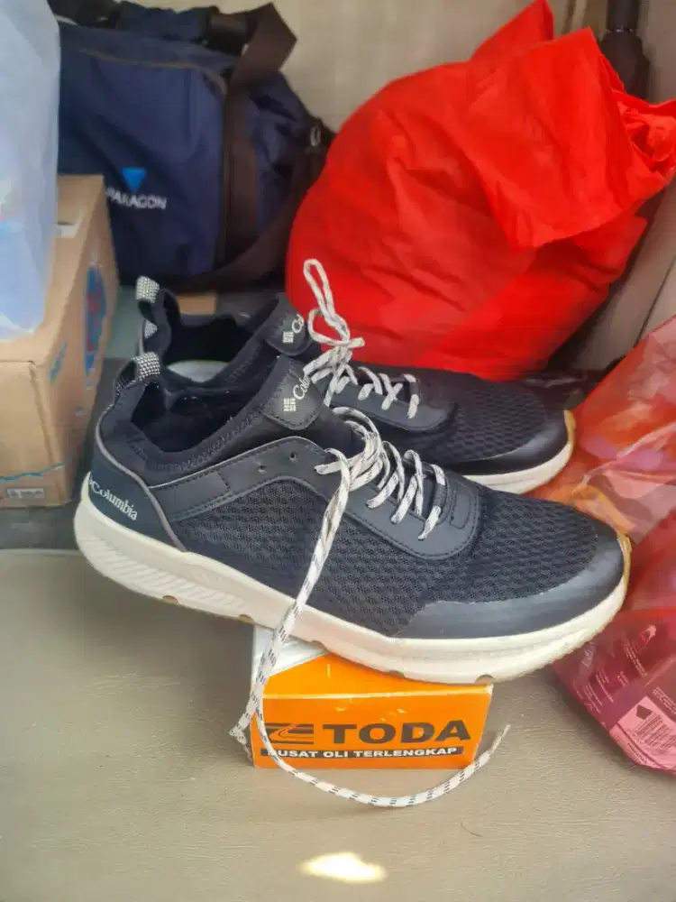 COLOMBIA Size 42.5
