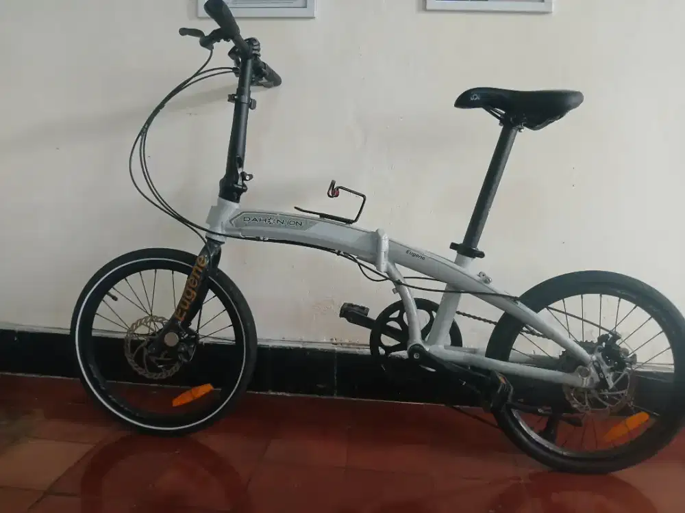 SEPEDA LIPAT DAHON ION 9 SPEED. EUGENE *gray*. Harga bisa Nego