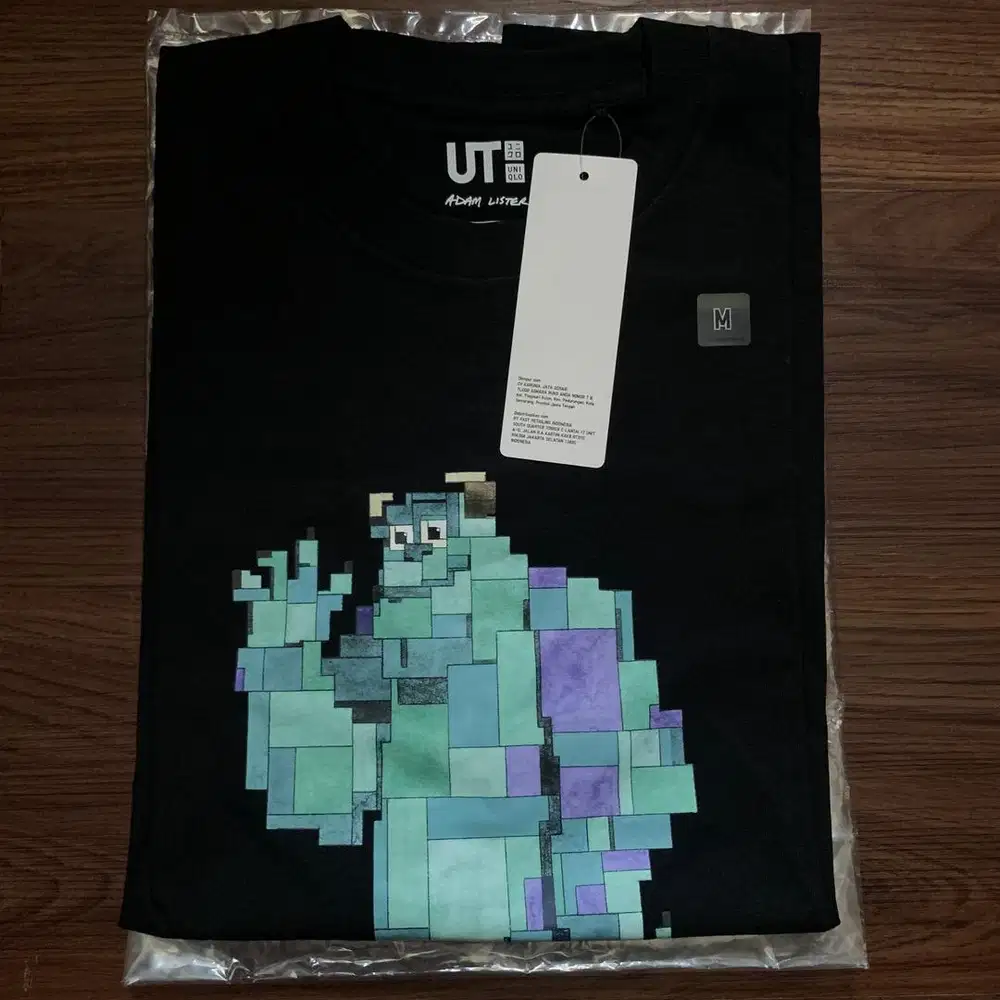 Kaos Uniqlo x Disney Pixar Monster Inc Sulley by Adam Lister Rare Item