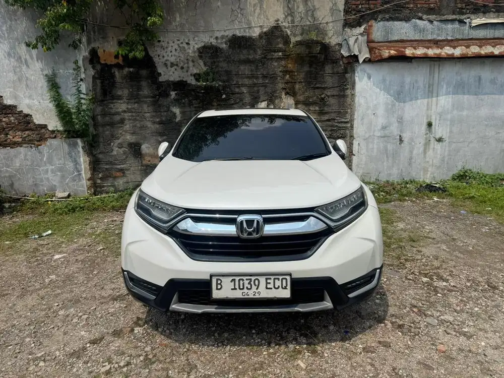 Honda CR-V Prestige Turbo 2017 Putih – Matic, Terawat, Siap Pakai!