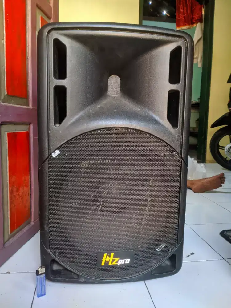 Speaker aktif HZ pro 15inc