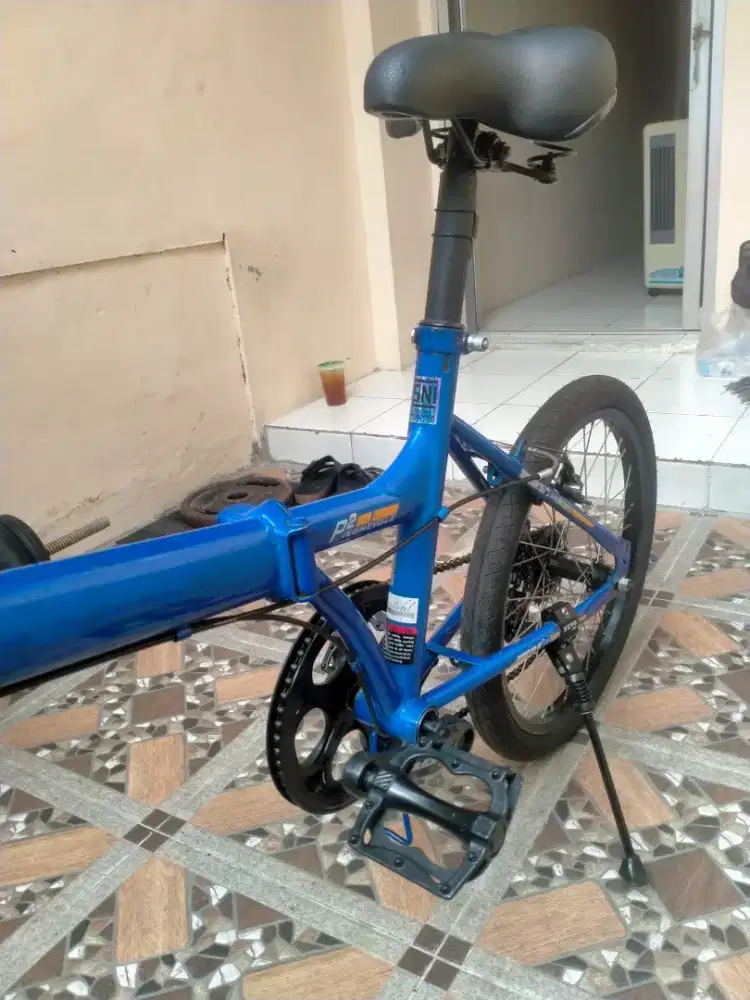 Sepeda lipat aleoca UK. 20 inch