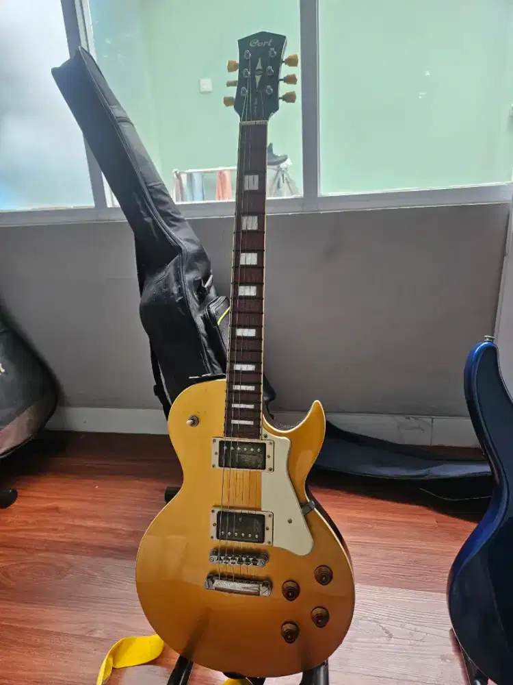 Jual gitar cort ori