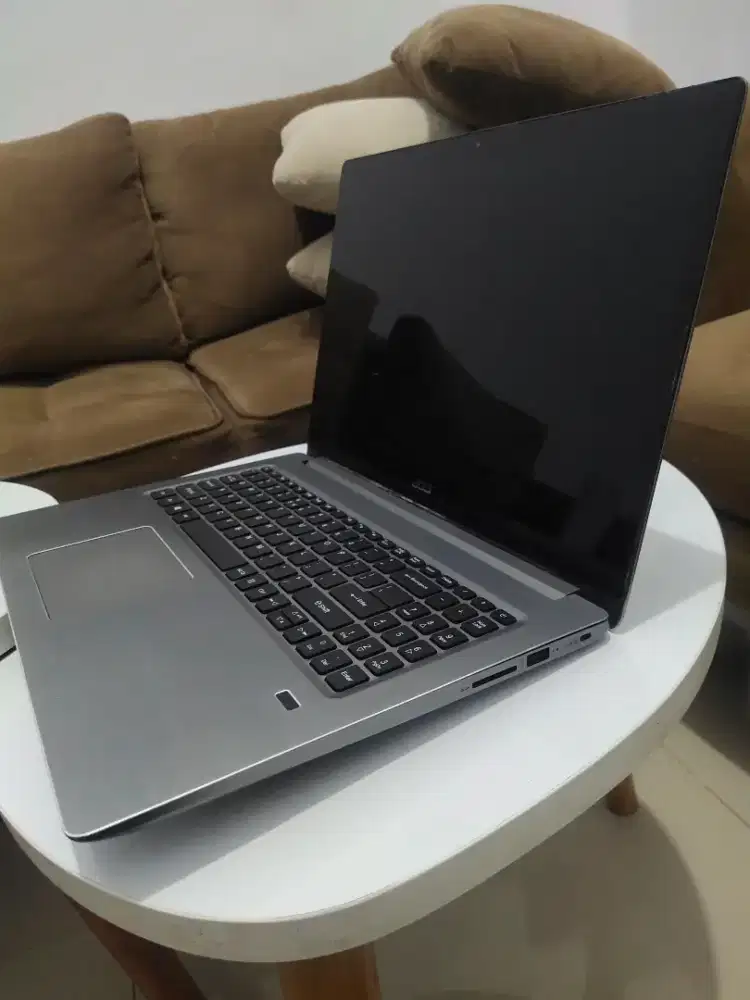 Laptop Acer Swift Ryzen 5