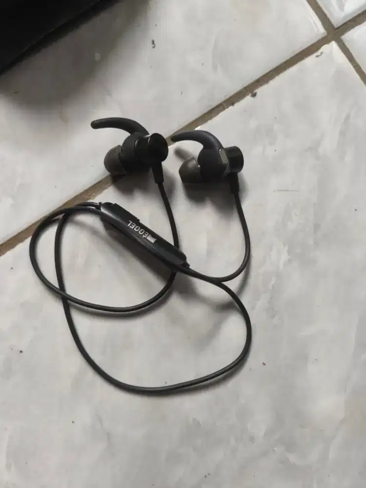 Earphone Eggel Running