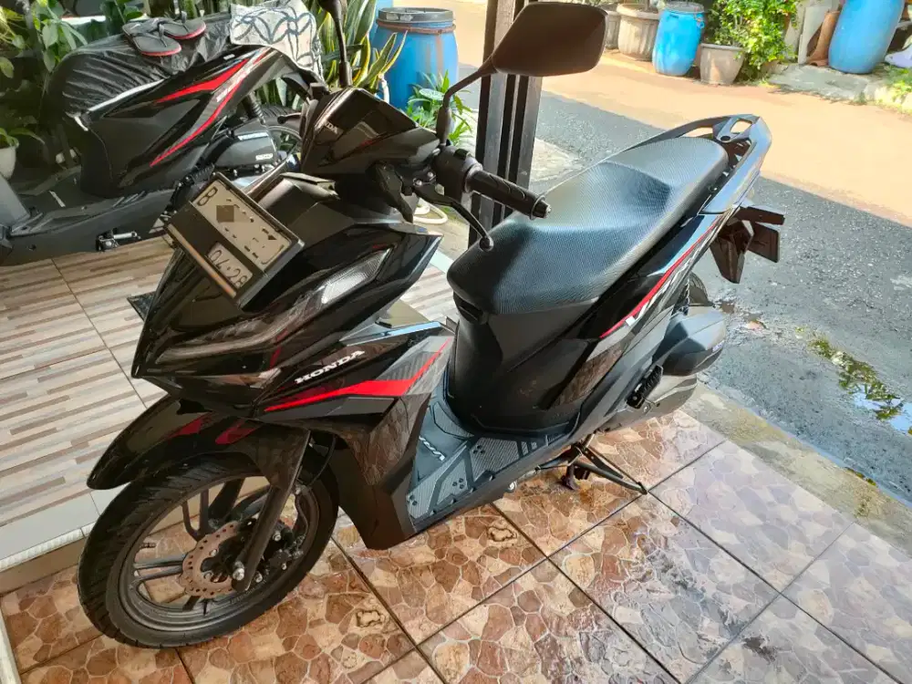 Honda Vario 125 2023 Mulus Terawat Low KM