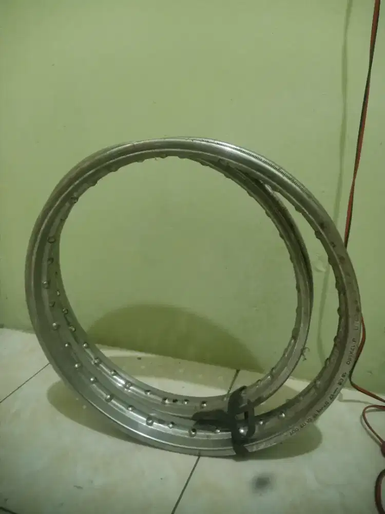 VELG RING 17 Standard Motor Bebek (Kaleng)