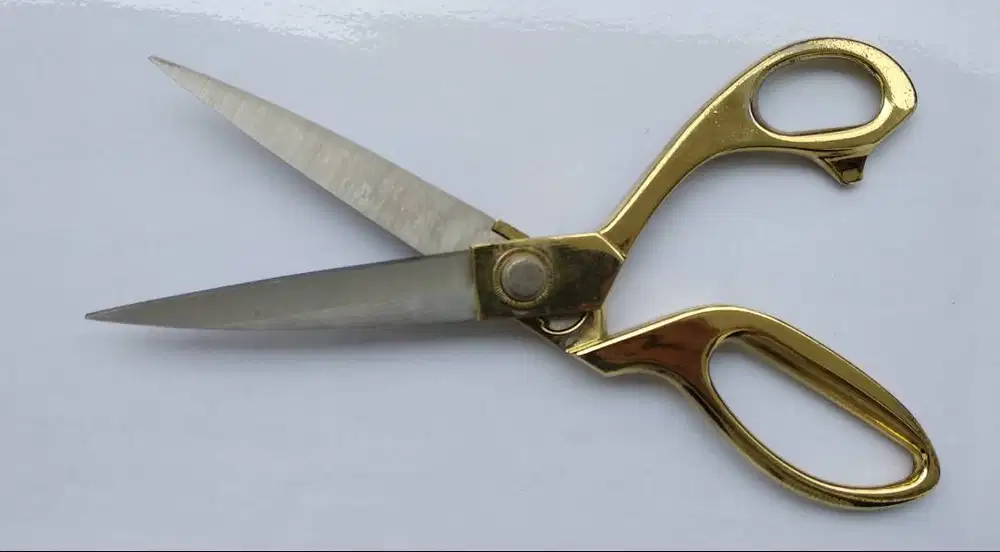 Gunting kain Greenwell