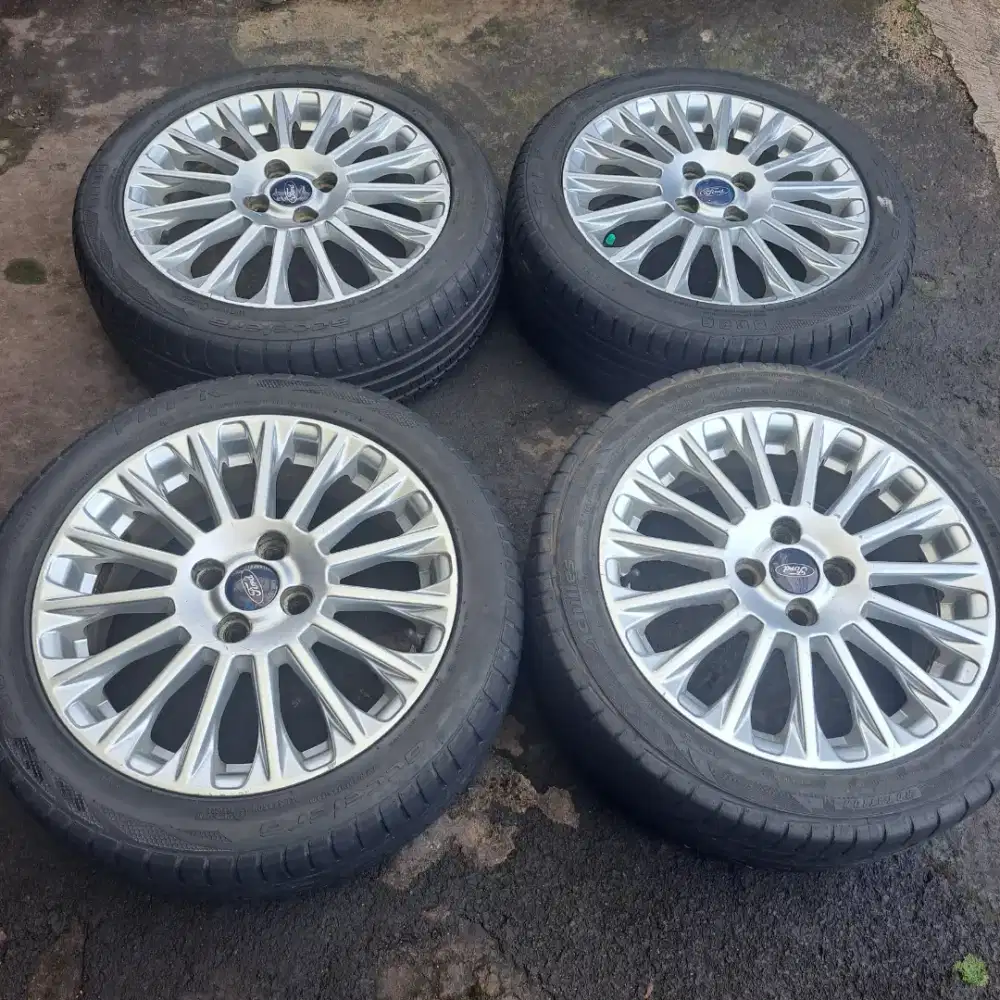 Frod fiesta ring 16 velg dan ban  mobil frod