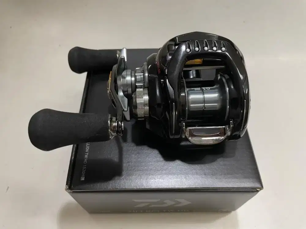 Daiwa Zillion TW HD 1520HL reel pancing handle kiri