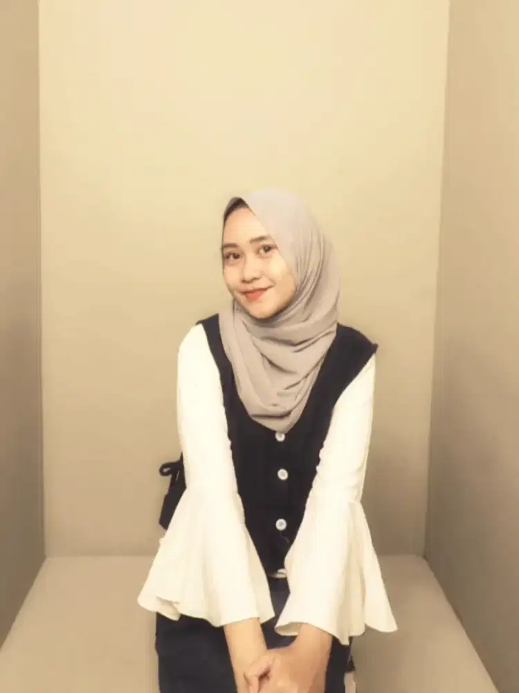 Hai, Intan Open To Work