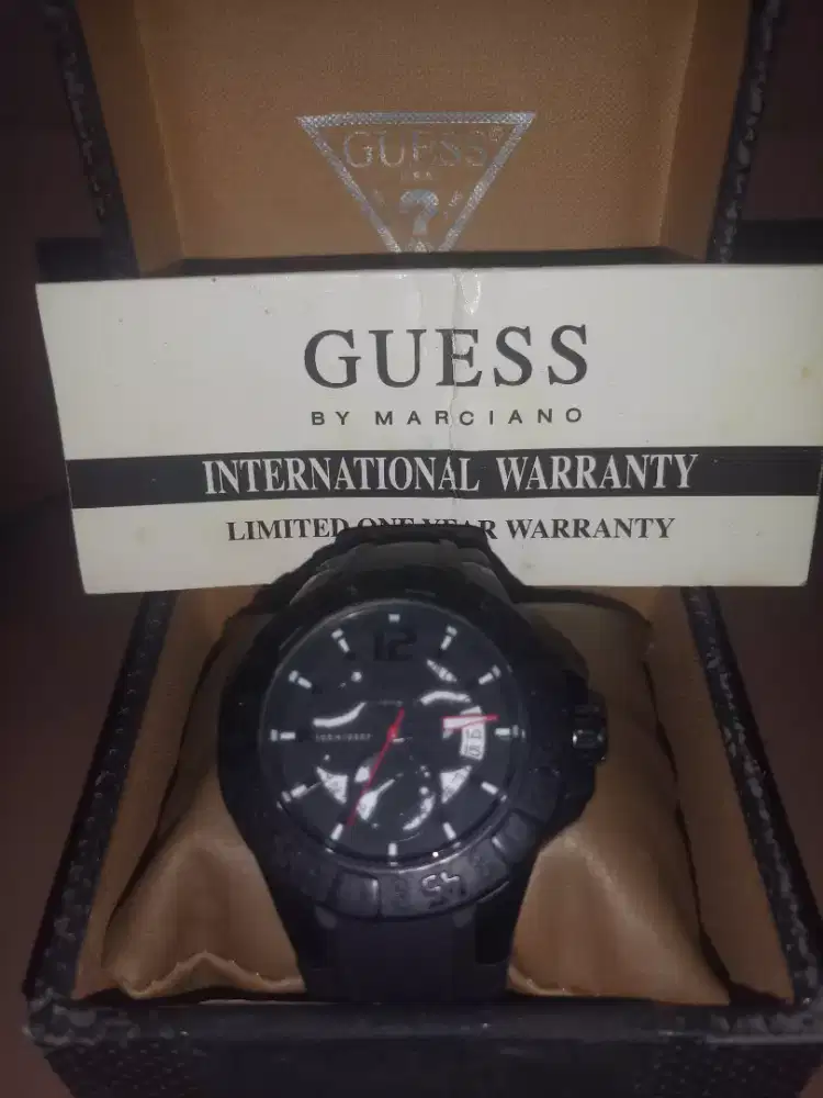 Jam Tangan Pria Merk Guess