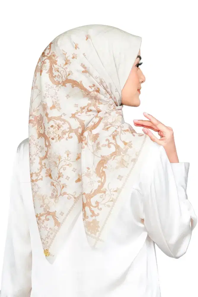 Brand new with tag Original Nada Puspita Sophia Almond Scarve