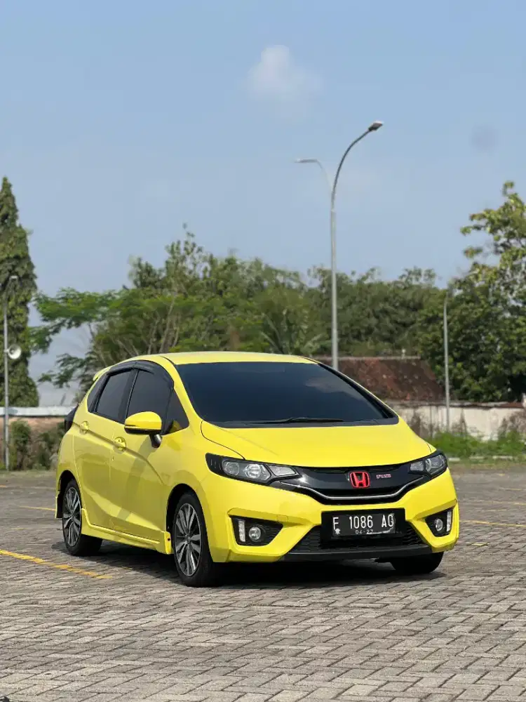 JAZZ GK5 RS AT Low KM  2014 Lemon