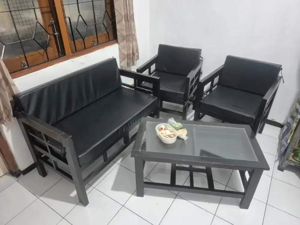 Sofa kursi bekas + meja kaca