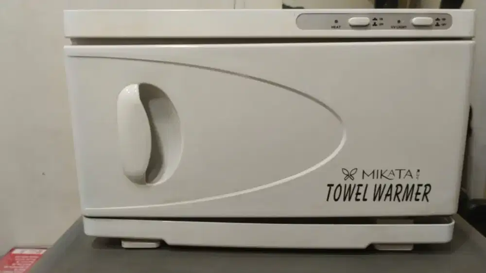 Towel warmer barbershop