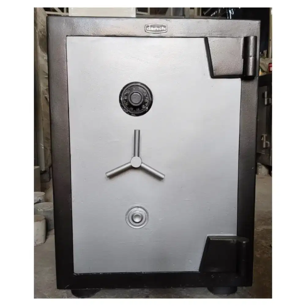 Brankas Dainichi A3 Kunci LN Brangkas Bekas Tahan Api Safety Box