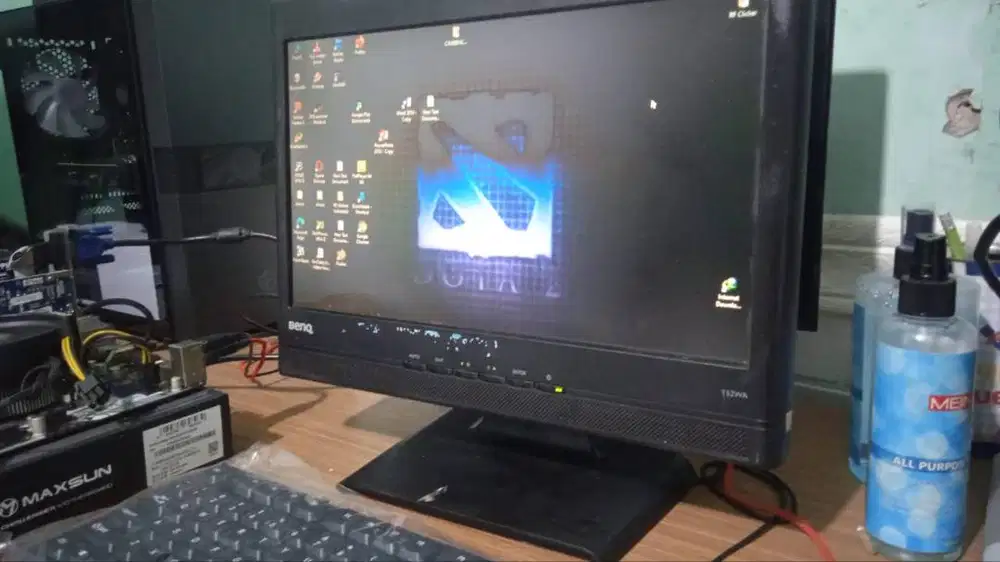 Monitor benQ 15  inch