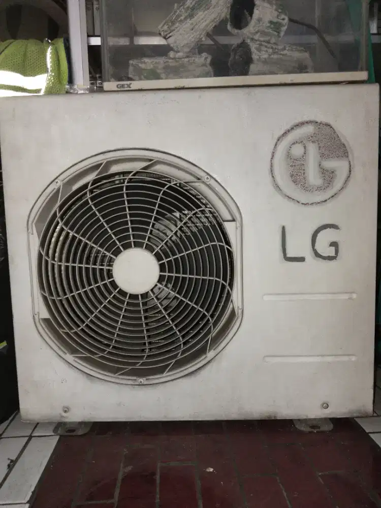 AC LG 1/2 PK BEKAS NEGO