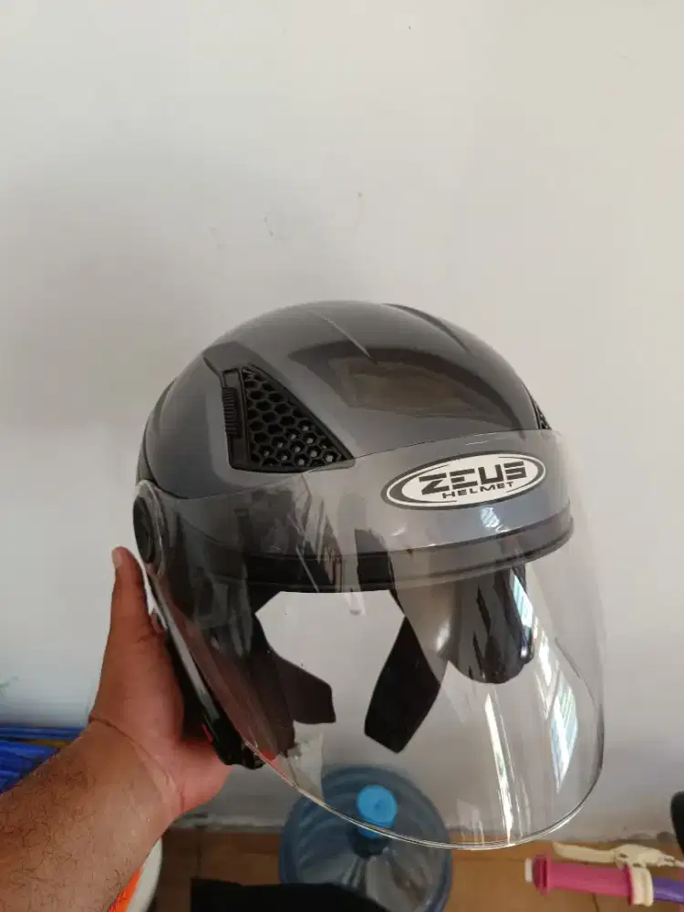 Helm zeus size L