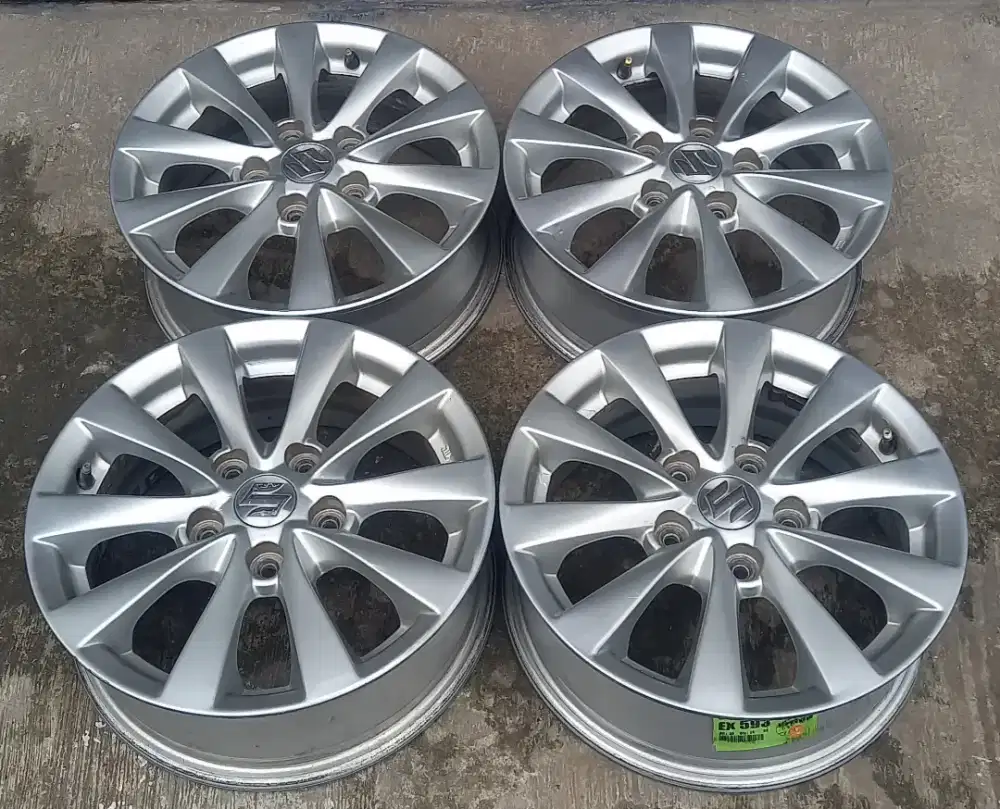 Velg oem suzuki ertiga ring 15 pcd 5x114,3