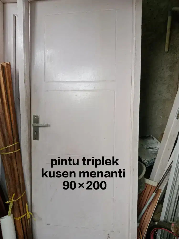 Pintu triplek kusen kayu meranti 90×200