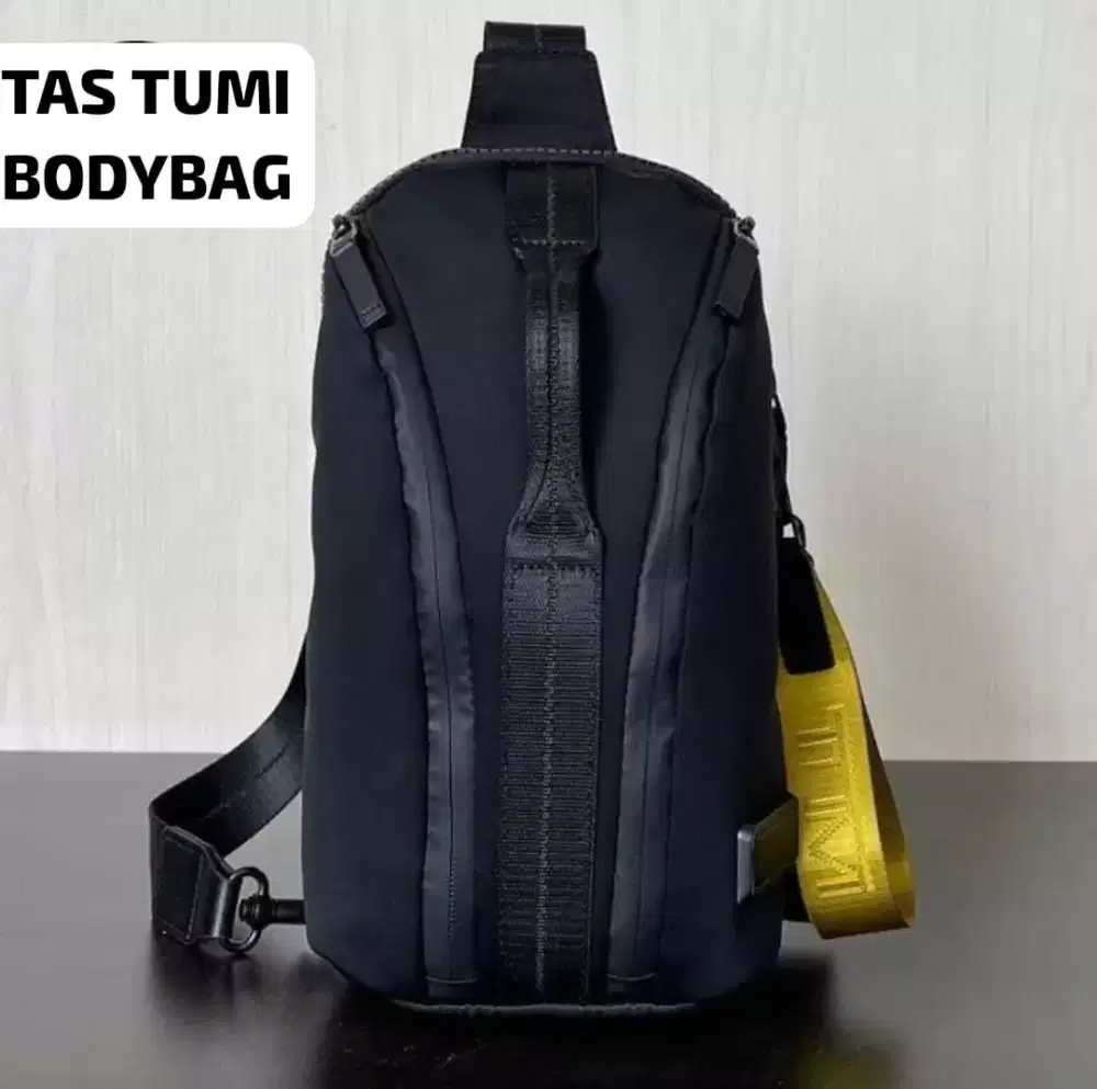 Tas Tumi Bodybag Selempang Pria Tahoe Crosse Slingbag Black
