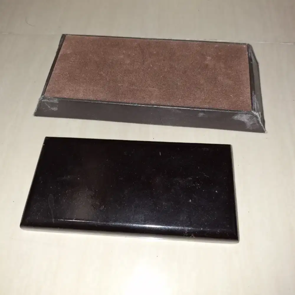 Base Dudukan Tempat Pajangan Diecast Miniature Display Patung Tatakan