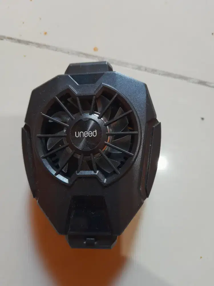 Uneed coller kipas pendingin hp