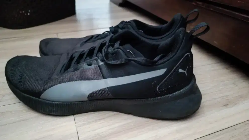 Sepatu puma flyer runner mesh