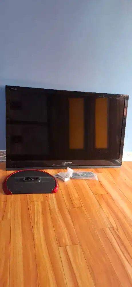 TV SHARP AQUOS 32 INCH