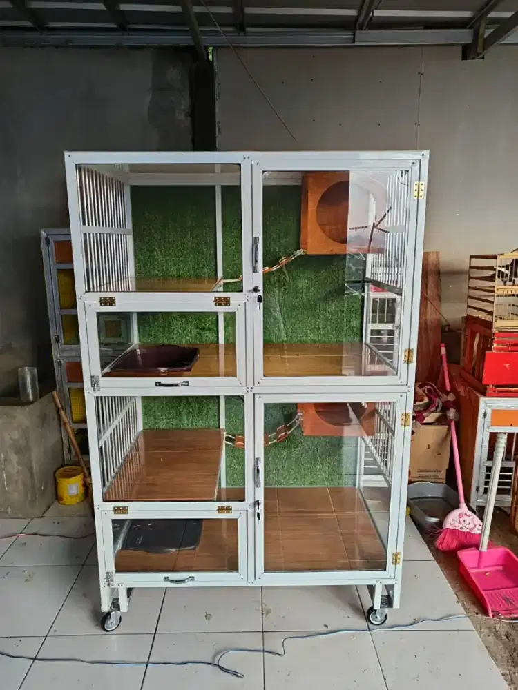 Kandang kucing alumunium