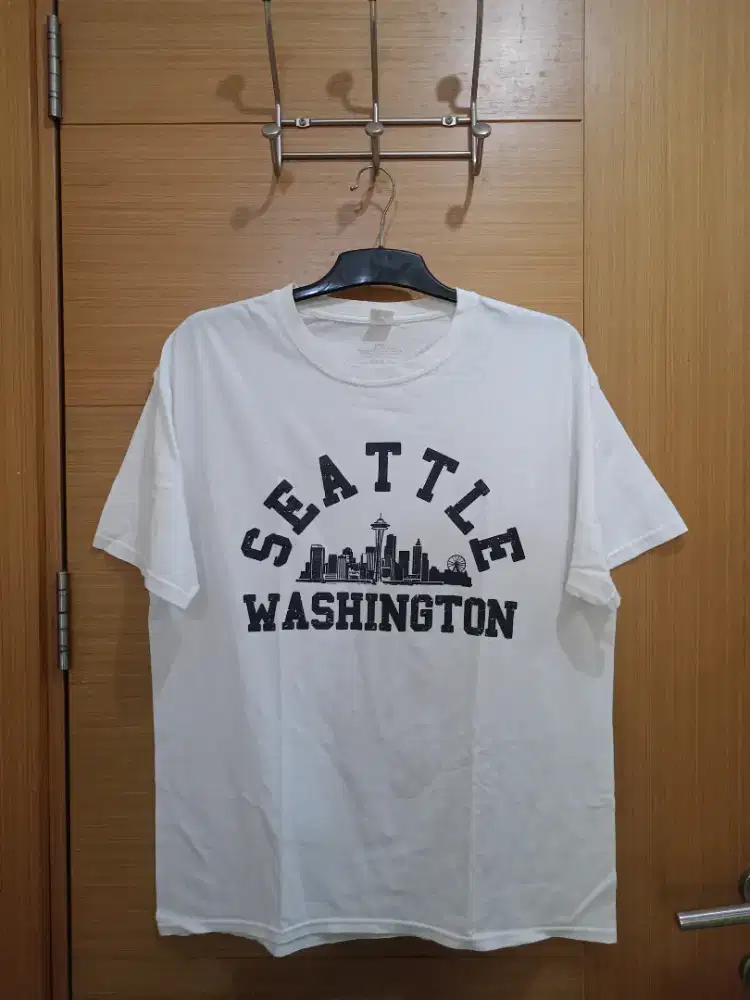 KAOS HANES MADE IN DOMINICAN REPUBLIC